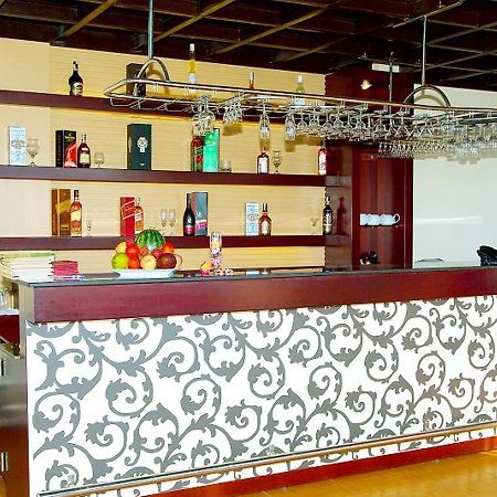 Quoc Te Hotel На Транг Екстериор снимка